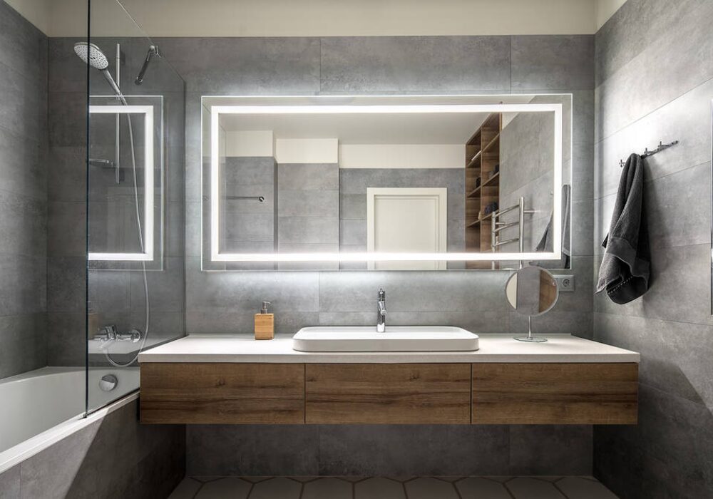 Large Mirror Bathroom Remodeling Design